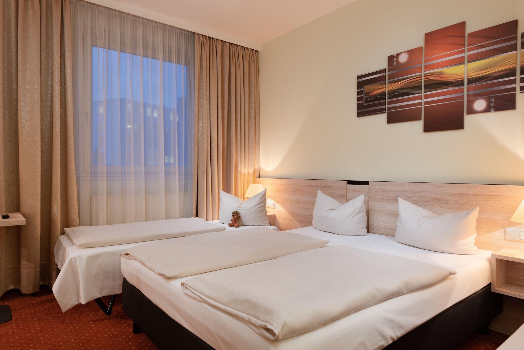 Novina Hotel Suedwestpark Nuremberg Luaran gambar