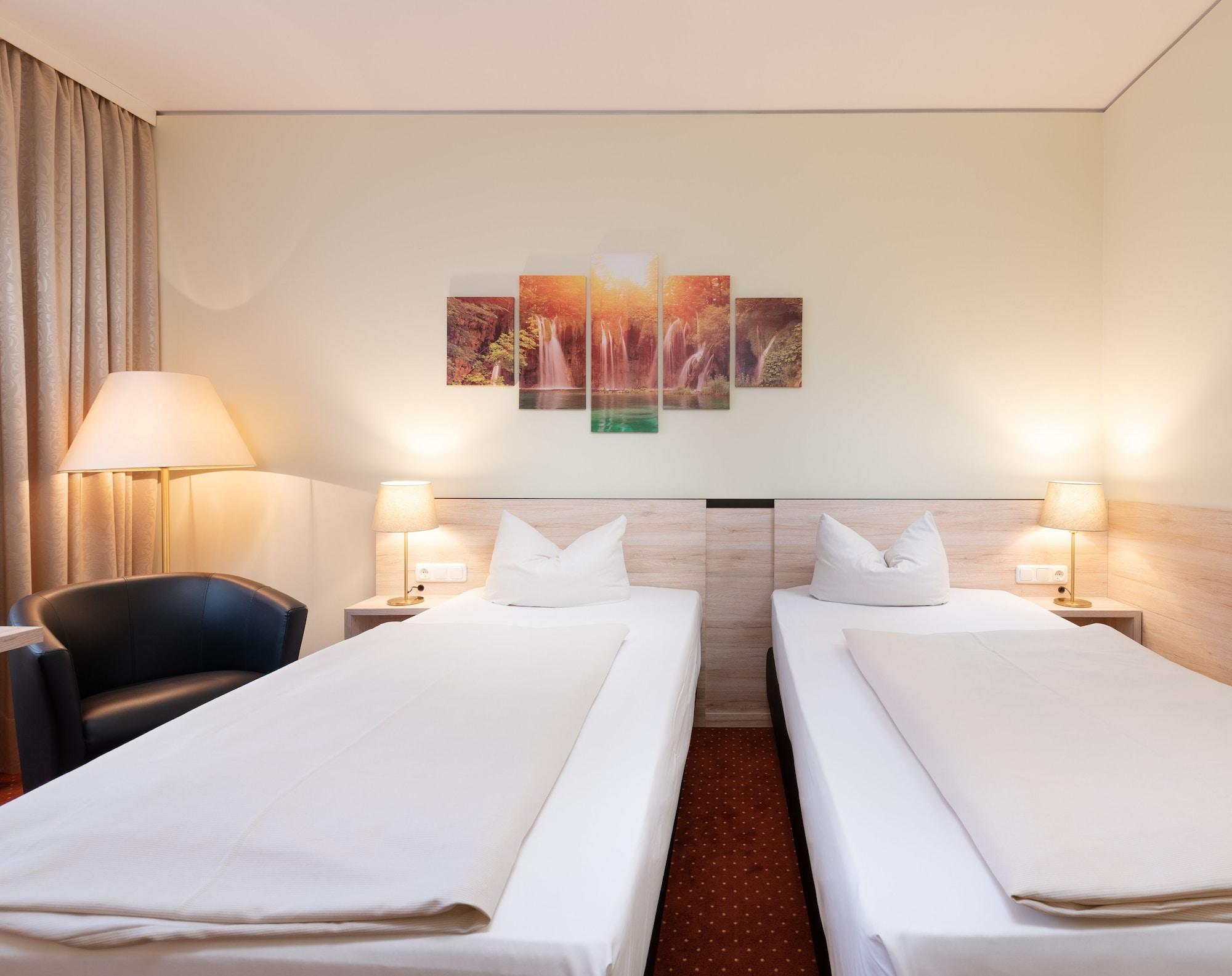 Novina Hotel Suedwestpark Nuremberg Luaran gambar