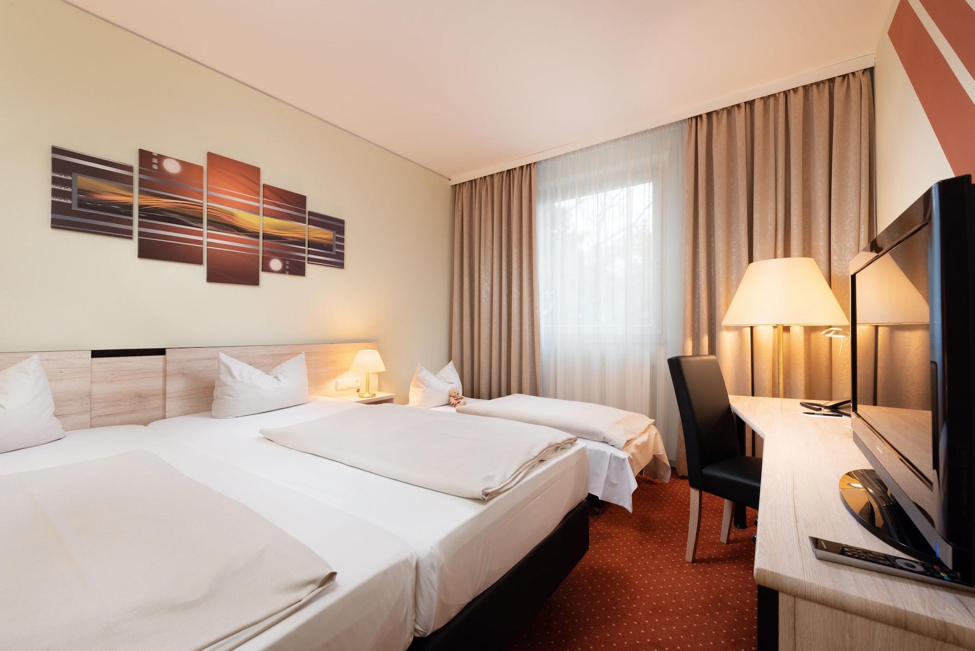 Novina Hotel Suedwestpark Nuremberg Luaran gambar