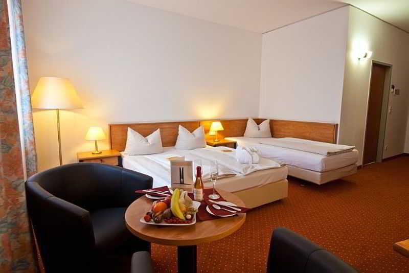 Novina Hotel Suedwestpark Nuremberg Luaran gambar