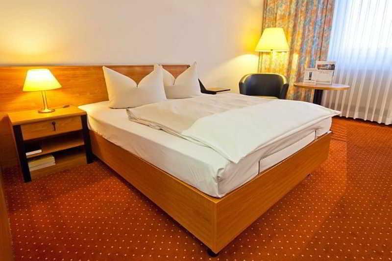 Novina Hotel Suedwestpark Nuremberg Luaran gambar