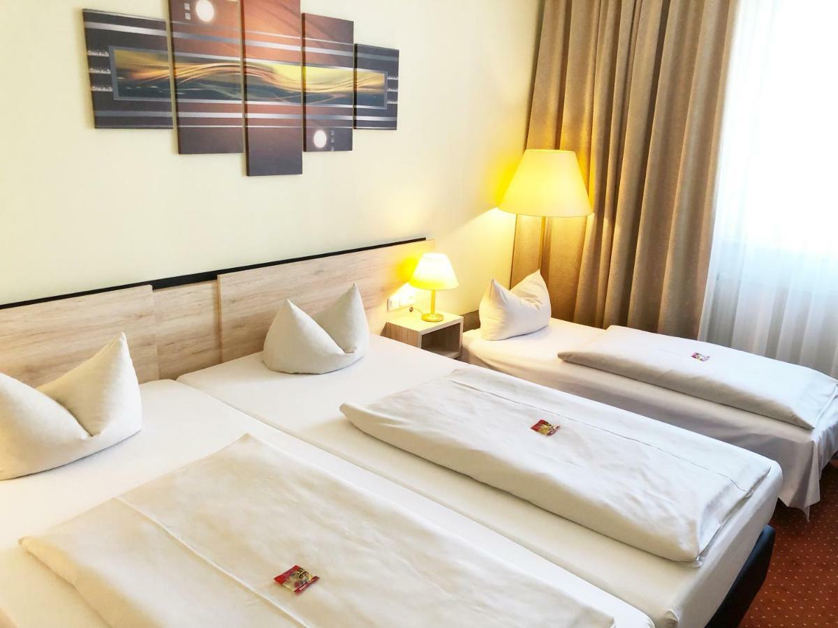 Novina Hotel Suedwestpark Nuremberg Luaran gambar